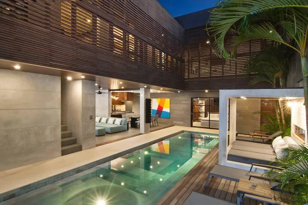4Br Villa Jumat - Minggu Villas Seminyak  Seminyak (Bali)