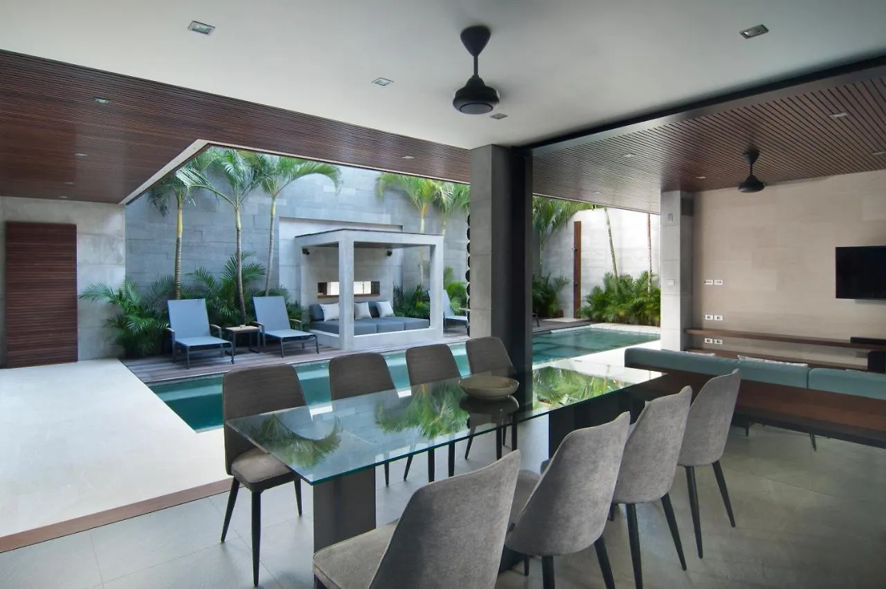 4Br Villa Jumat - Minggu Villas Seminyak Indonesia