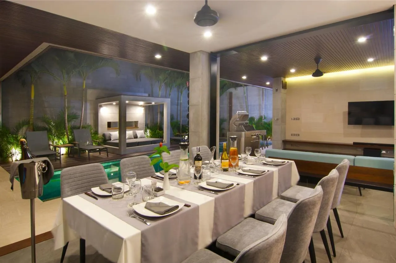 4Br Villa Jumat - Minggu Villas Seminyak
